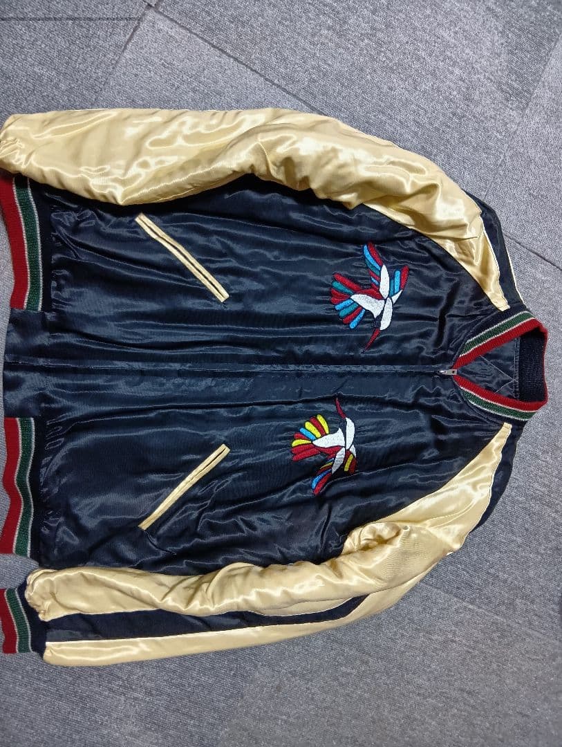 ロ*ん様 テーラー東洋 ハチドリ ナスカの地上絵 リバーシブル - メルカリ