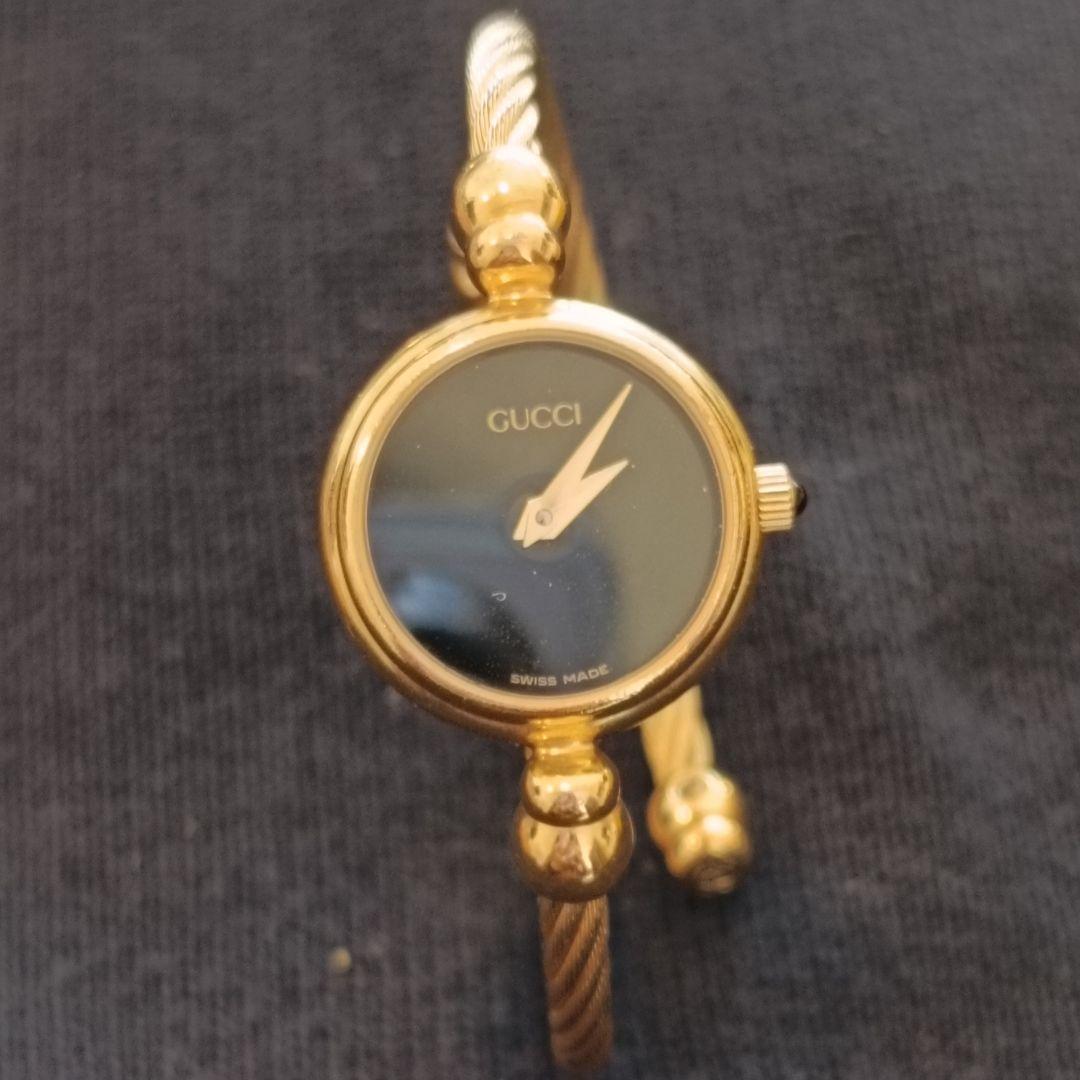 グッチ GUCCI 2700 クォーツ ワイヤー バングルウォッチ 腕時計稼働品
