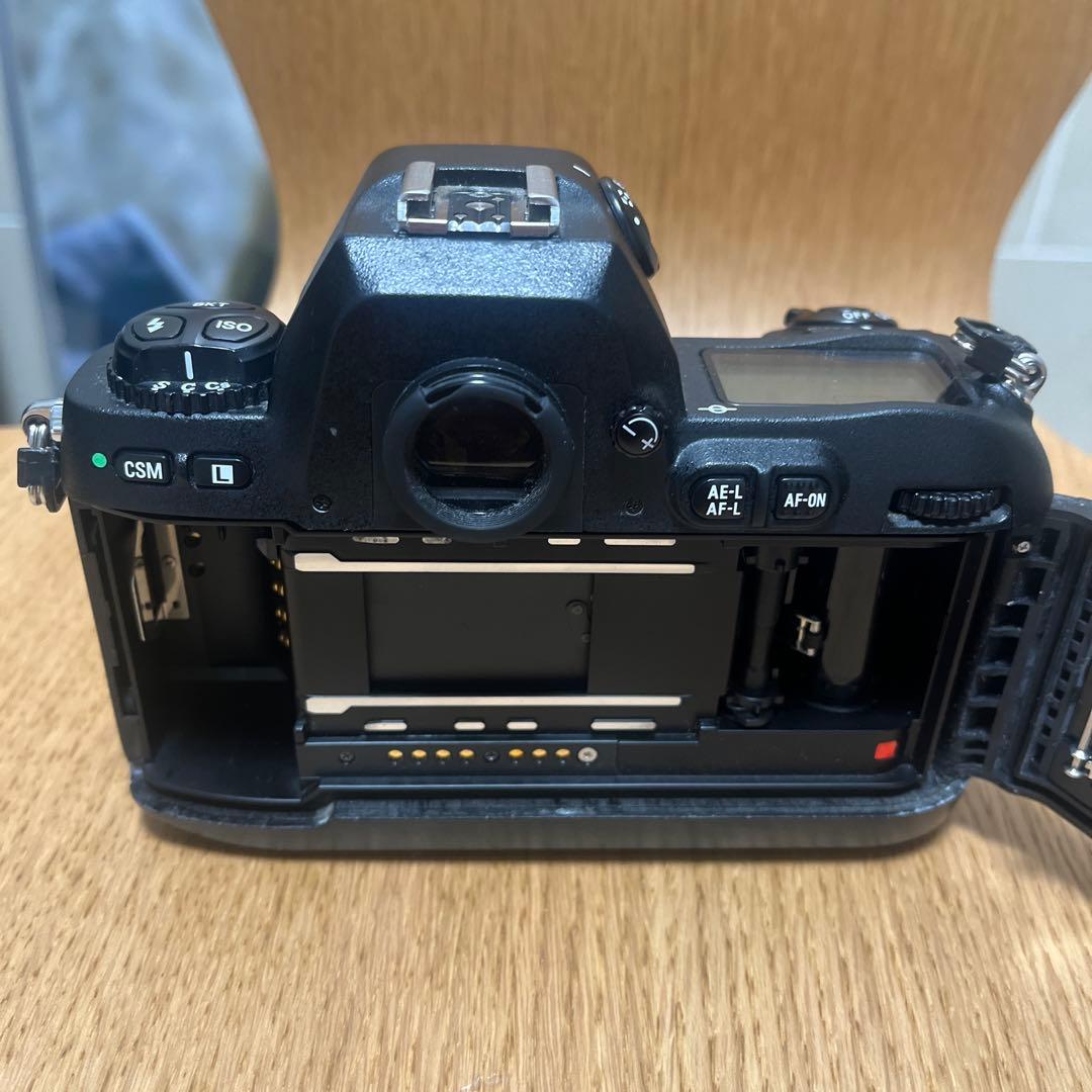 ジャンクNikon F100 フィルム一眼レフカメラ