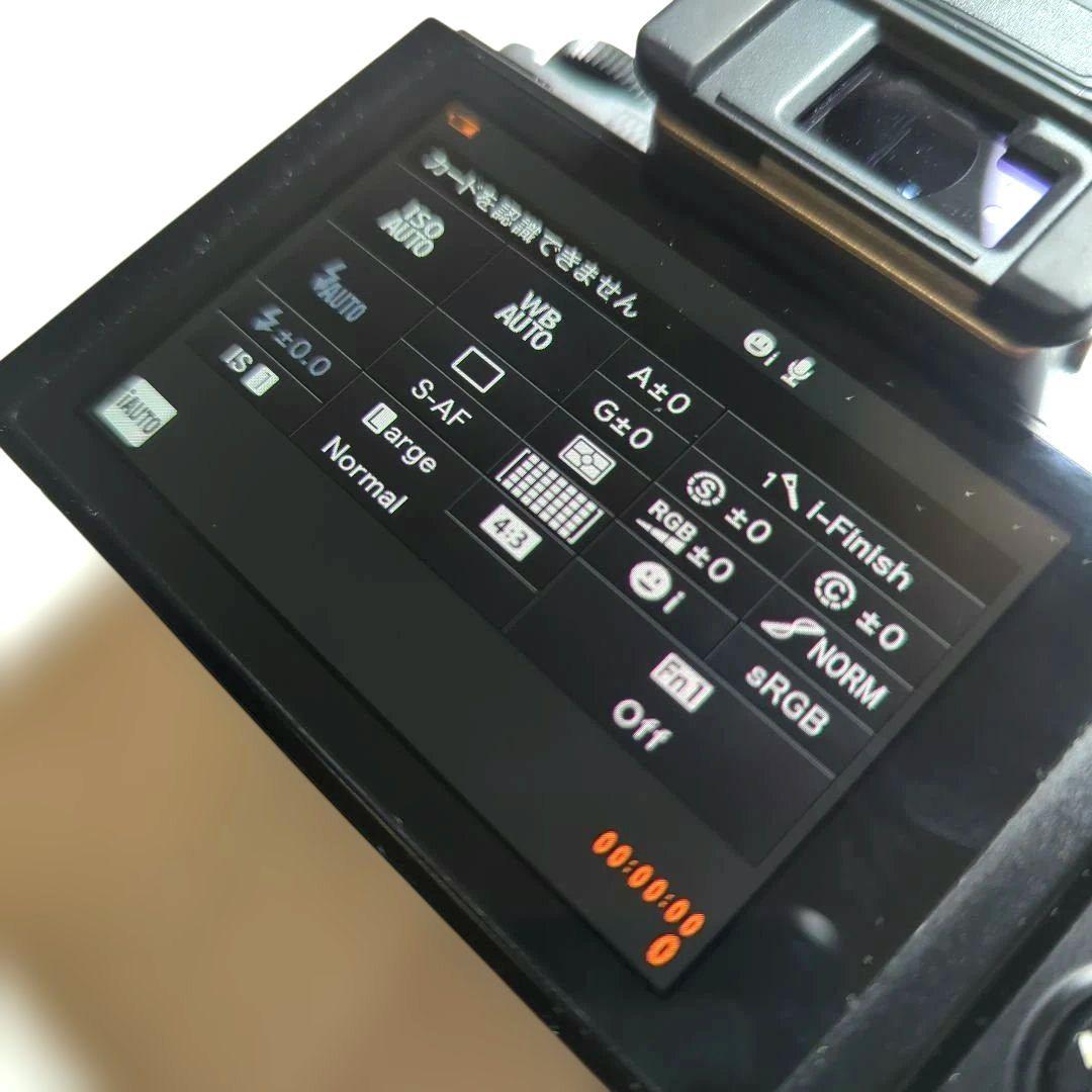 OLYMPUS OM-D E-M5 ショット数26831枚