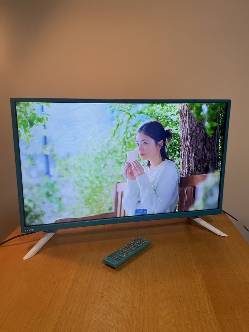 美品　届いてすぐ使える SANSUI 32型テレビ ブルー おしゃれ 付属品完備
