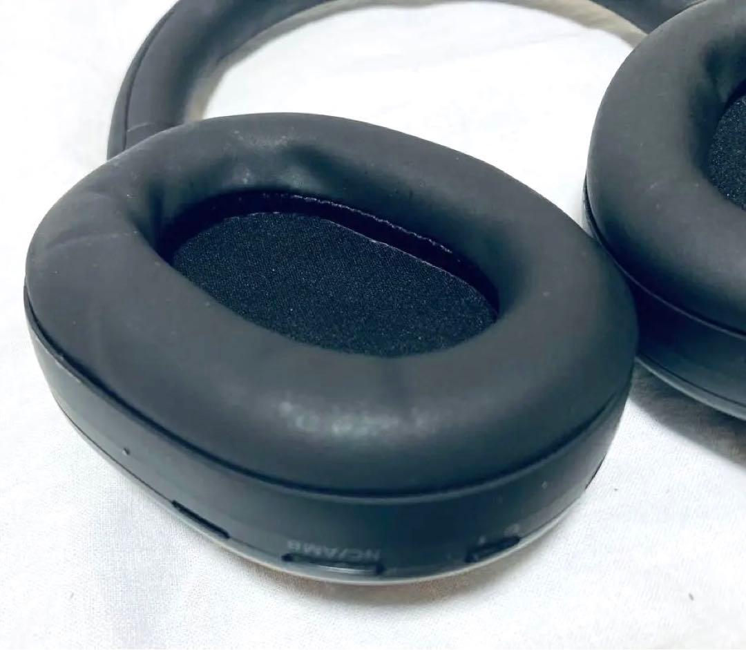 WH-1000XM5 ブラック ワイヤレスヘッドホン 収納ケース付