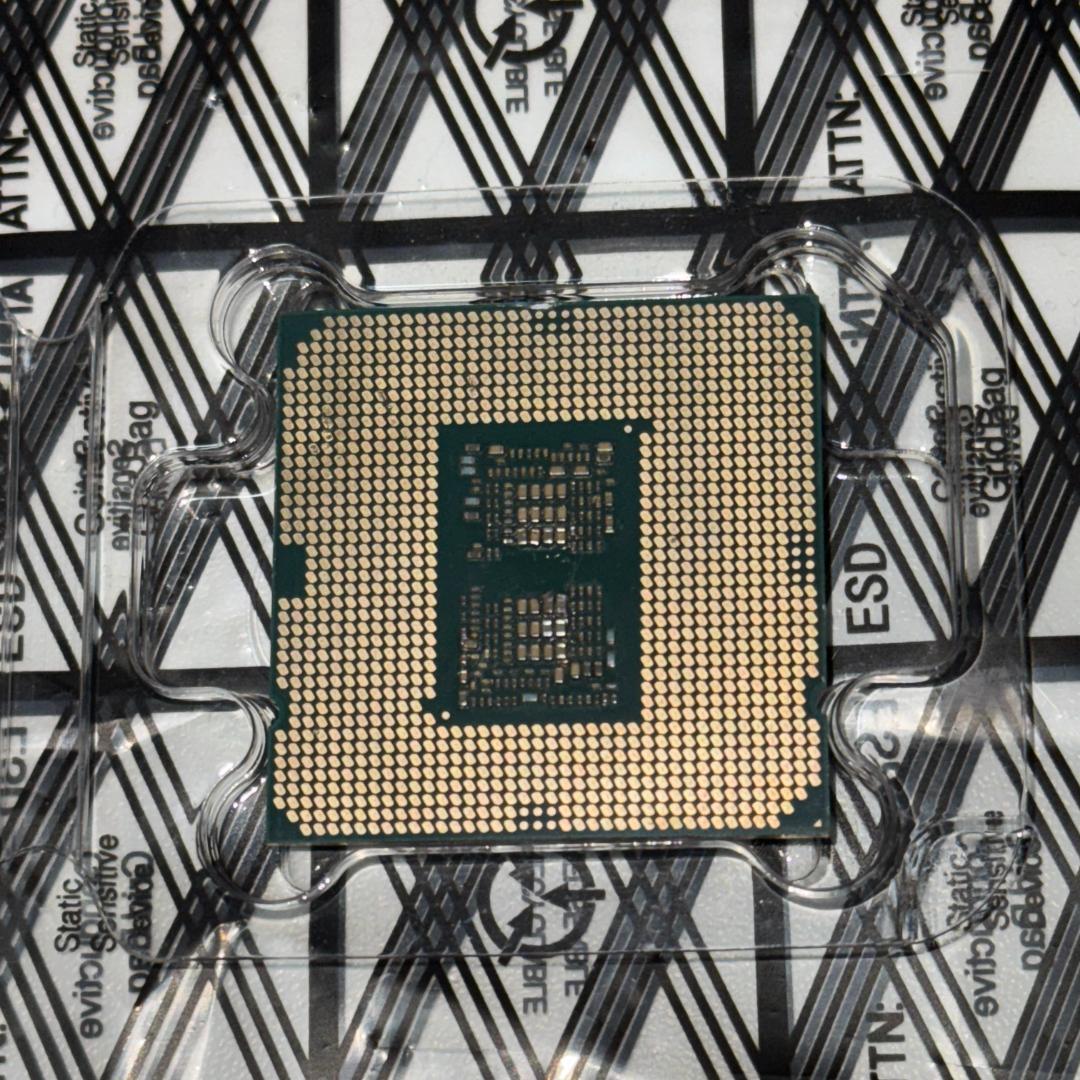 【美品】Intel Core i9 10900KF／動作確認済／10C20T