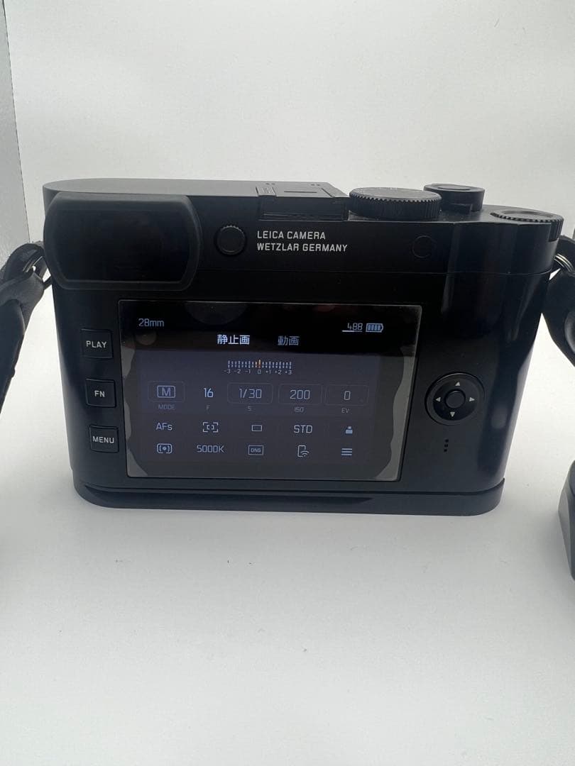 Leica Q2 ライカ 元箱 底面カバー付属 - メルカリ