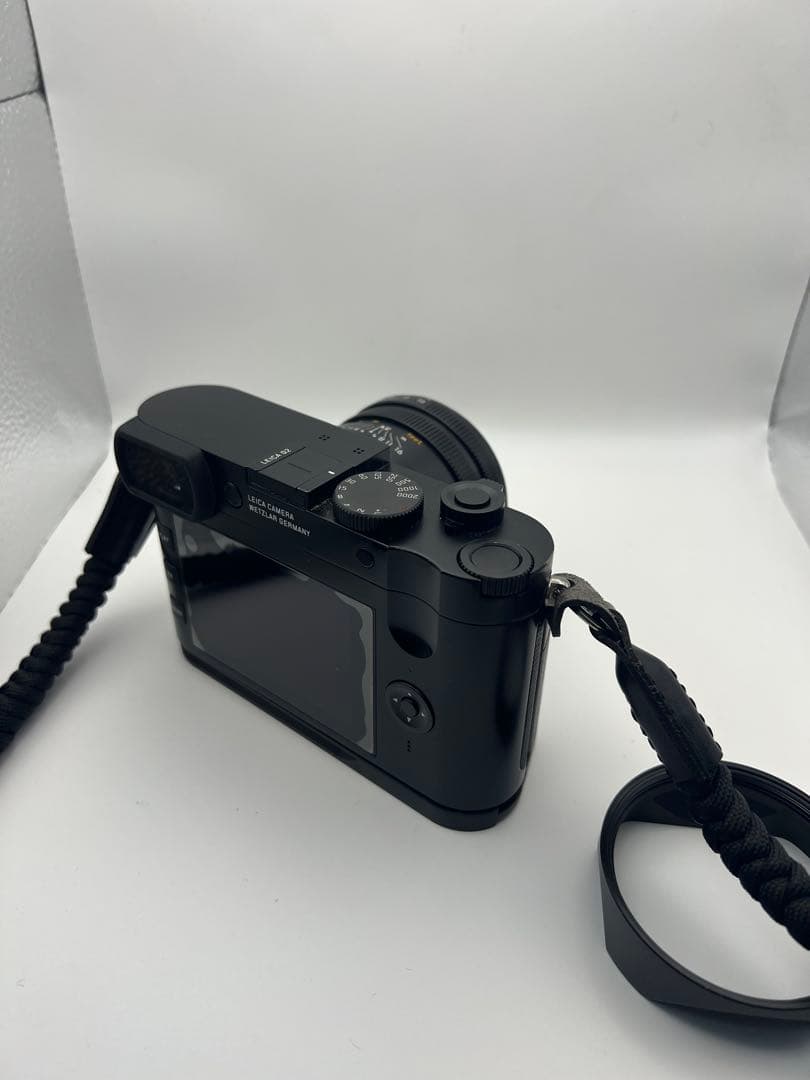 Leica Q2 ライカ 元箱 底面カバー付属 - メルカリ