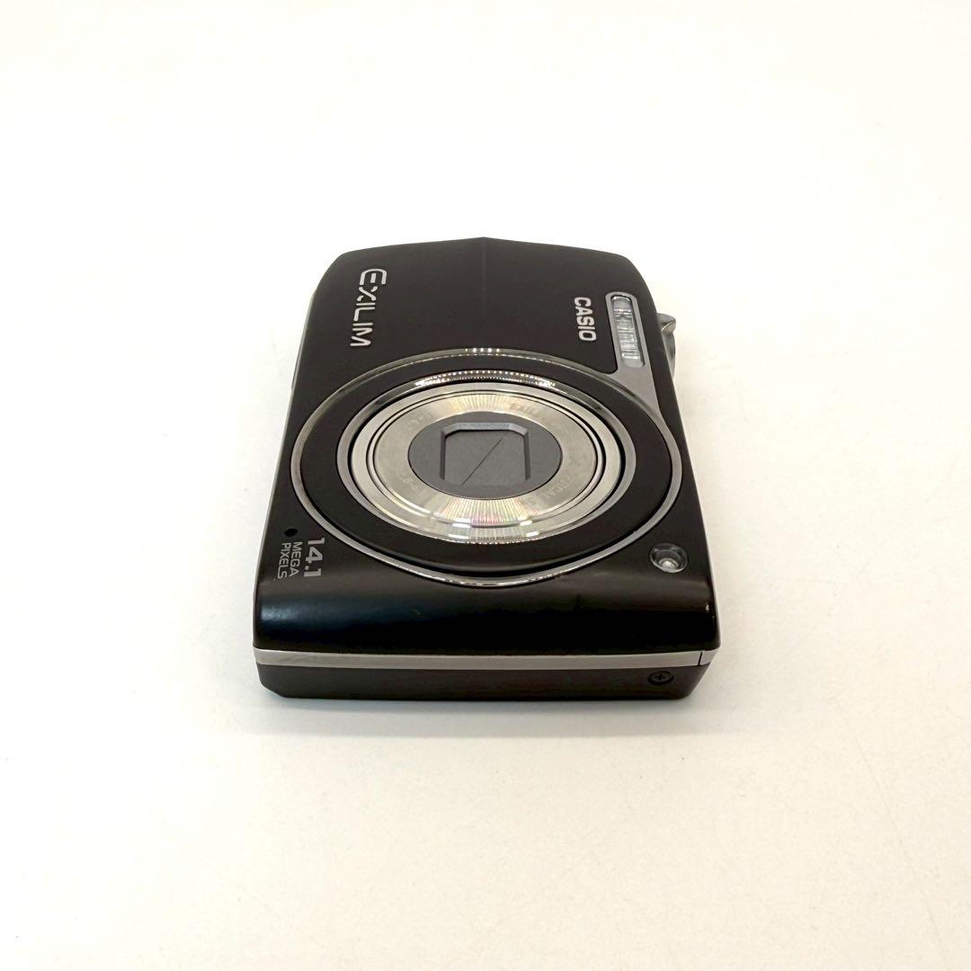 CASIO EXILIM EX-Z2300 デジタルカメラ　カシオ　コンデジ