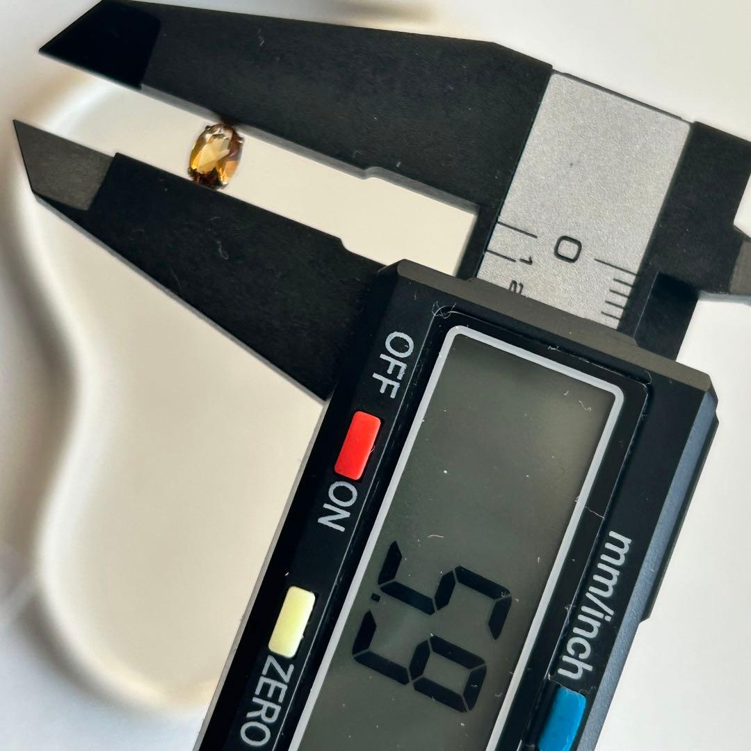 新品未使用　k18 シトリン　0.35ct×2 18金　スタッド　一粒ピアス