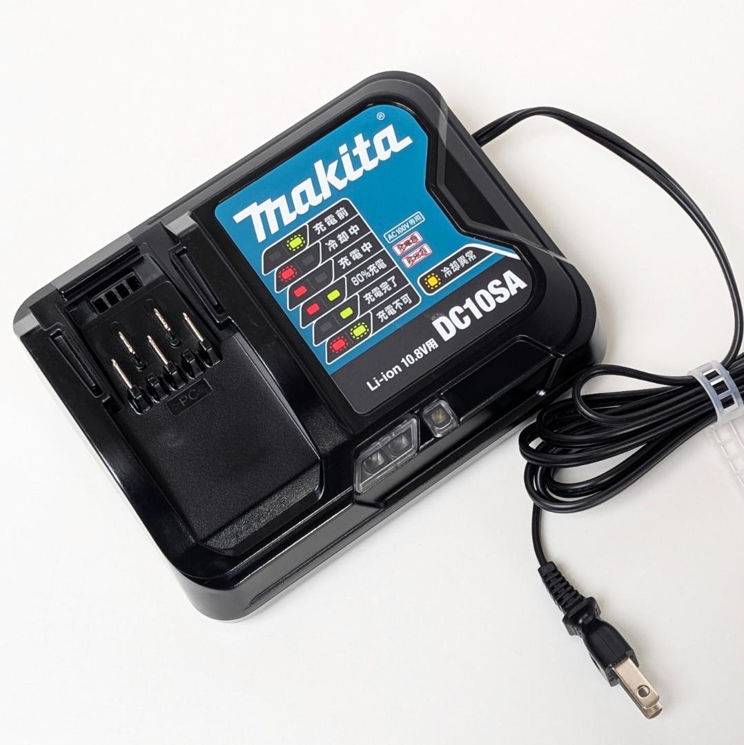 未使用　makita　マキタ　10.8V　コードレス掃除機　CL107FDSHW