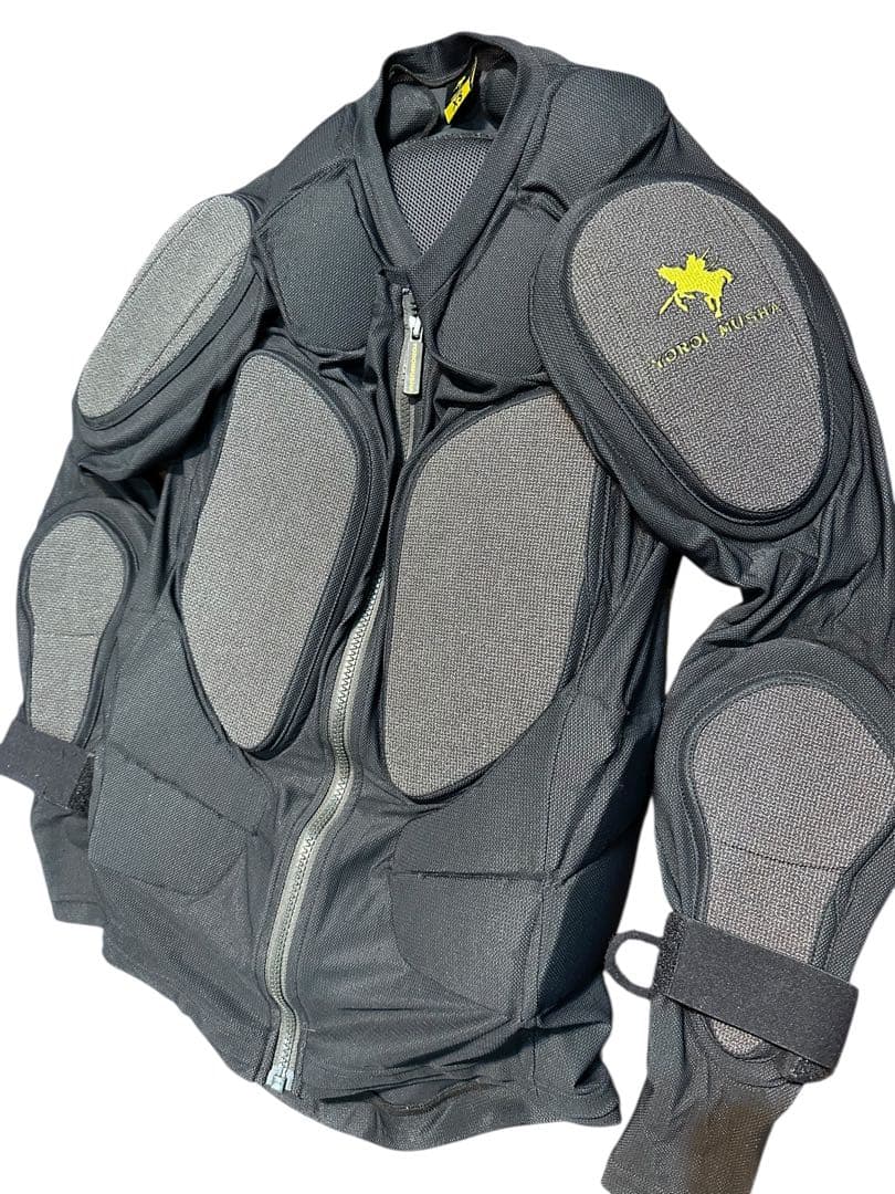 鎧武者Yoroi MushaプロテクターXS インナープロテクタージャケット美品 楽天市場】スノーボード プロテクター 鎧武者 YOROI MUSHA メンズ
