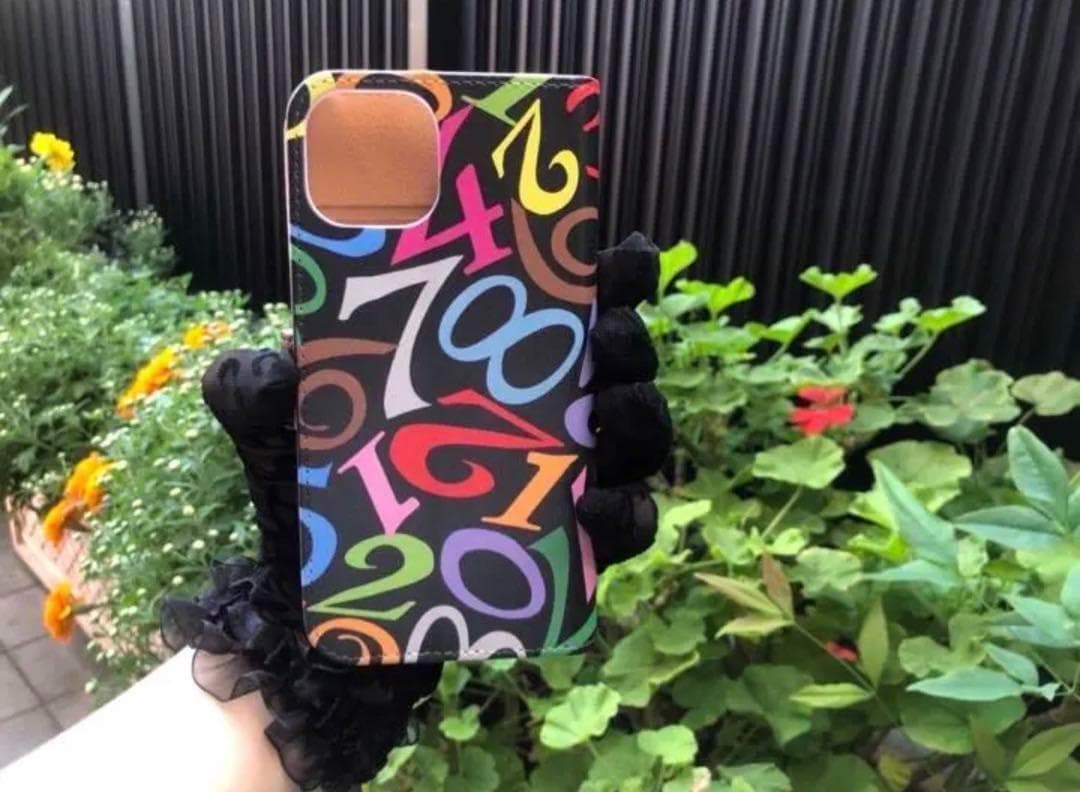 オリジナル iPhone15ケースSE3 13 14 数字モード系 管理D-2の通販はau