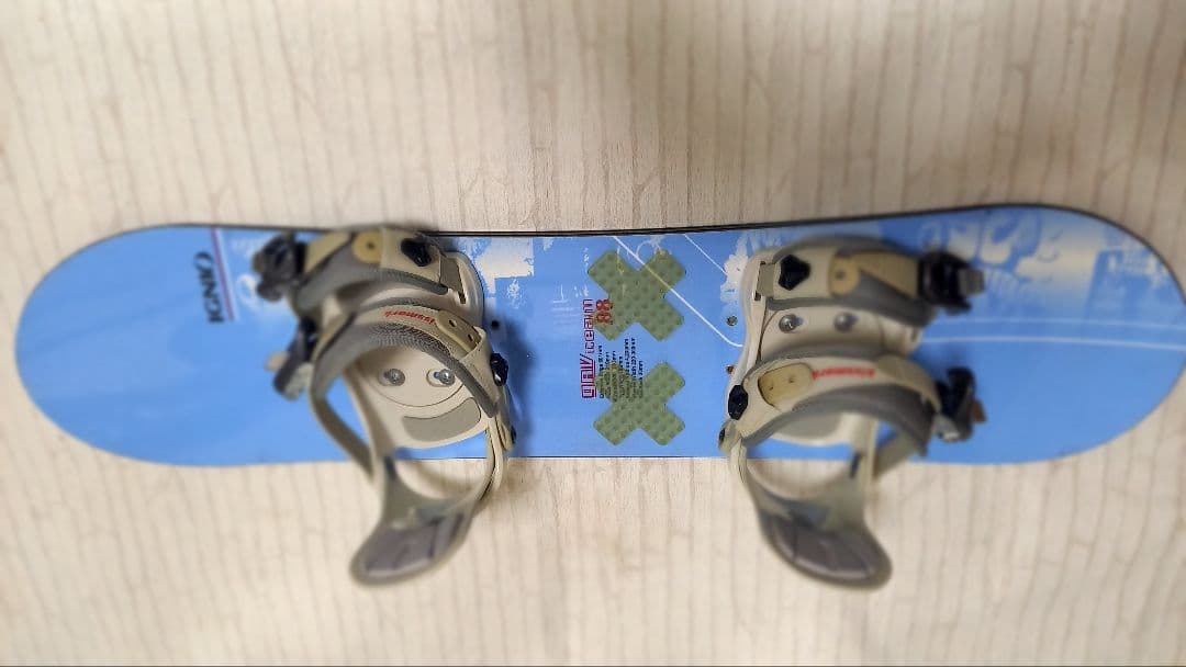 キッズ　スノーボード　IGINO スノーボード 88 SPOON スプーン キッズ スノーボード 板 キャンバー 軽量 90 100 110