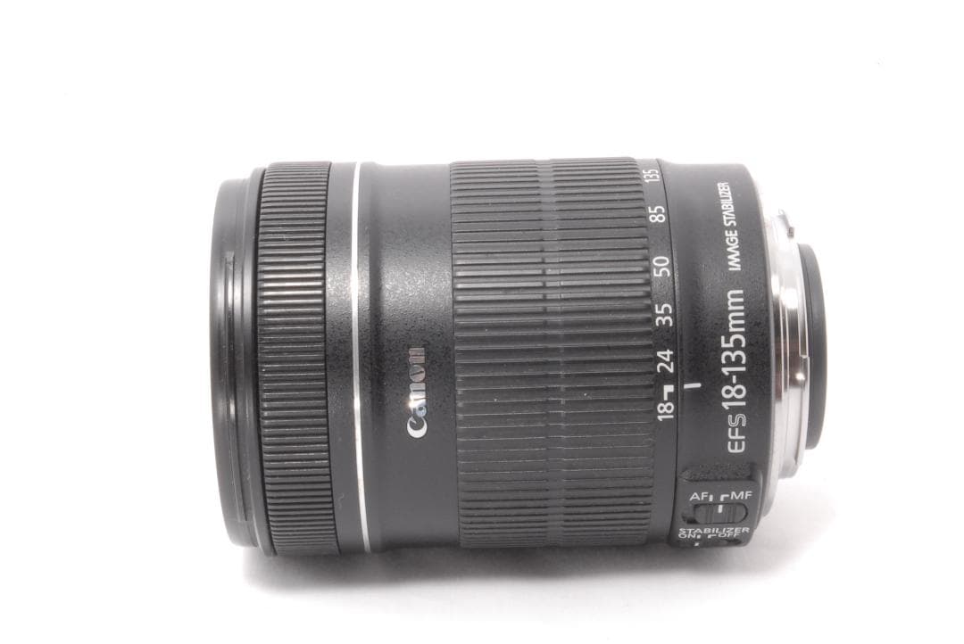 極美品⭐️EF-S18-135mm F3.5-5.6 IS ⭐️手ぶれ補正