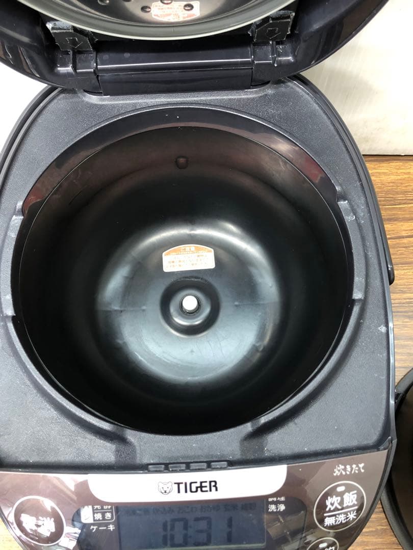 タイガーIHジャー炊飯器 JPW-C100 5.5合 2022年製