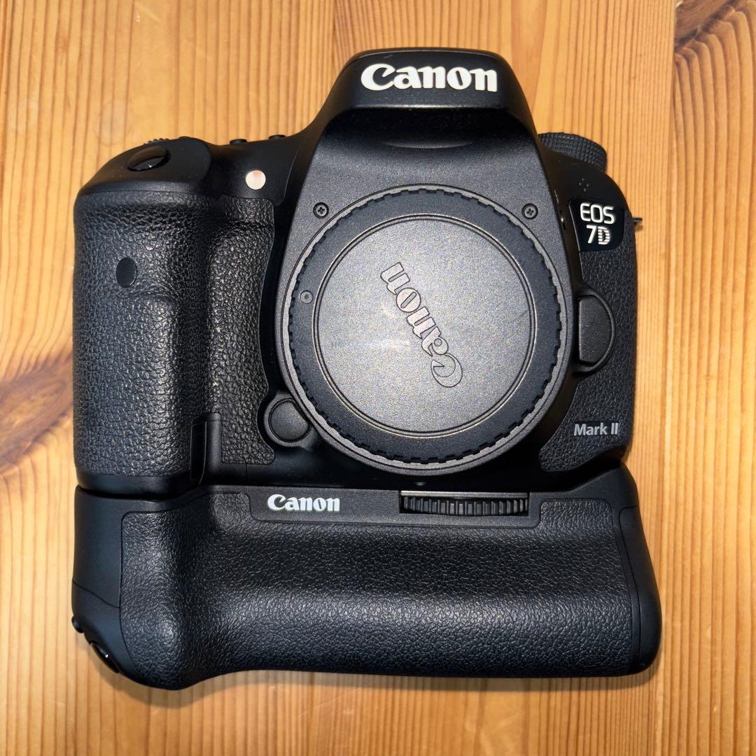 【最終値下げ】Canon EOS 7Dmark2 ＋BG-E16