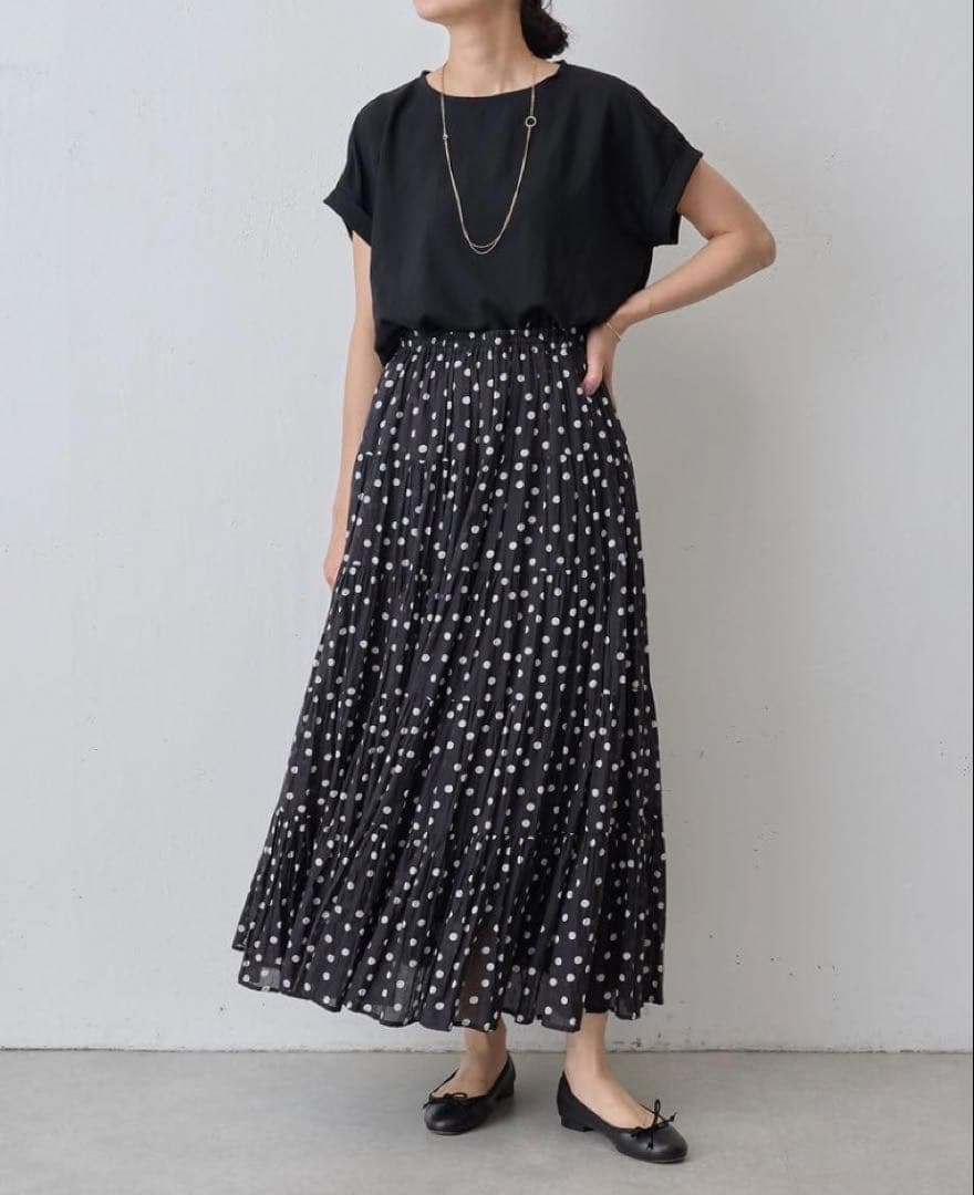 新品タグ付き】BEARDSLEY ドットスカート ブラック 最終値下げしました