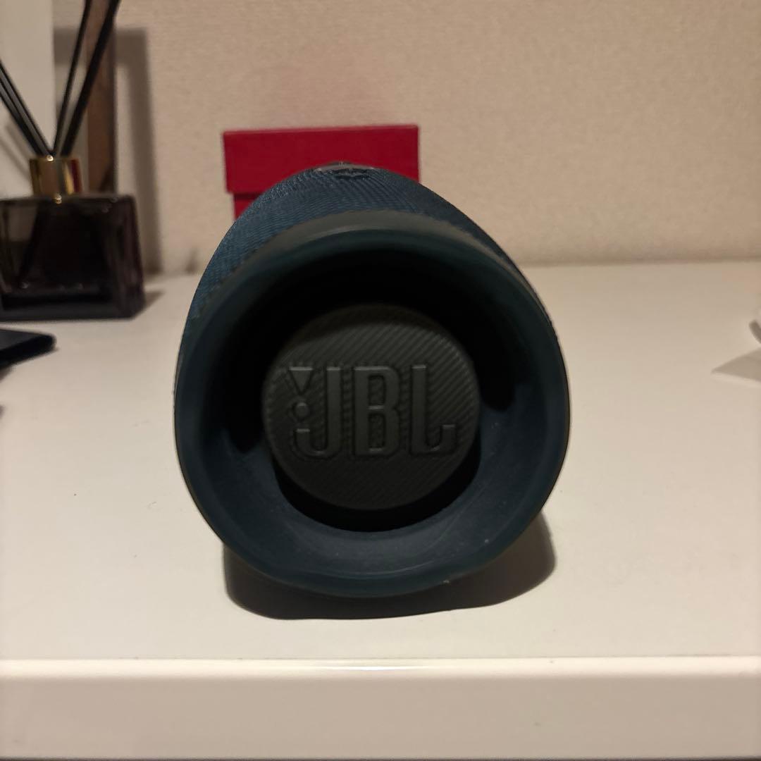 JBL CHARGE4 Bluetoothスピーカー