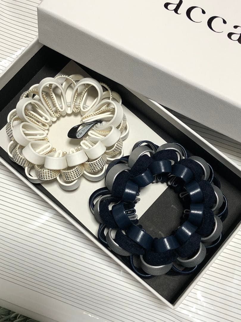 Acca ヘアアクセサリー　シュシュ acca(アッカ) シュシュ ヘアゴム ヘアアクセサリー (ヘアアクセサリー