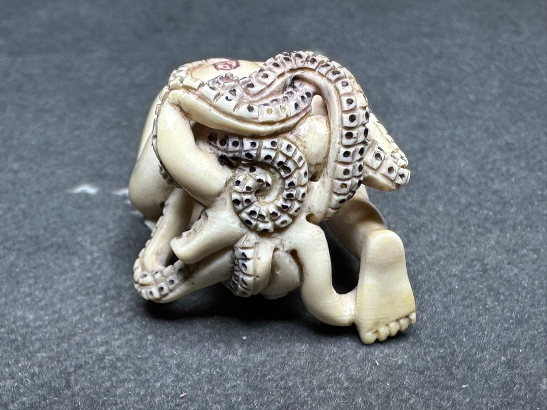 極上 根付 印籠 天然素材 アンティーク 骨董 飾り物 古美術品 置物細密