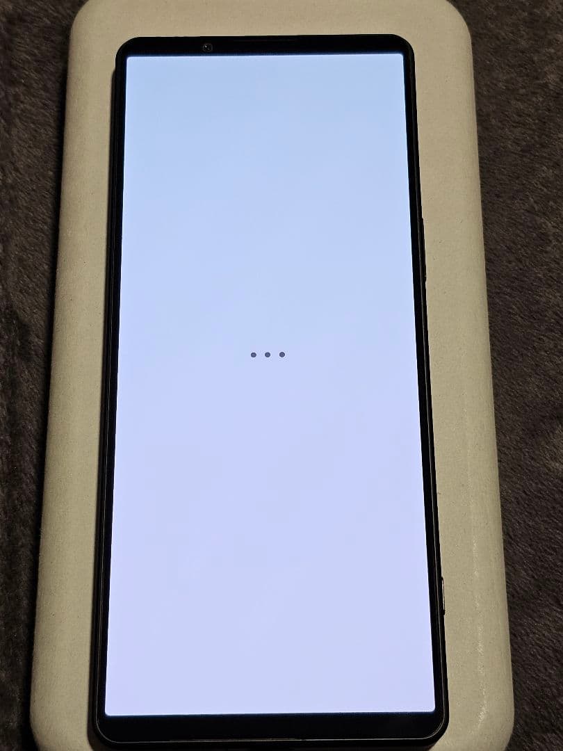 k.y【美品】Xperia 1 V au版 SOG10 SIMフリー