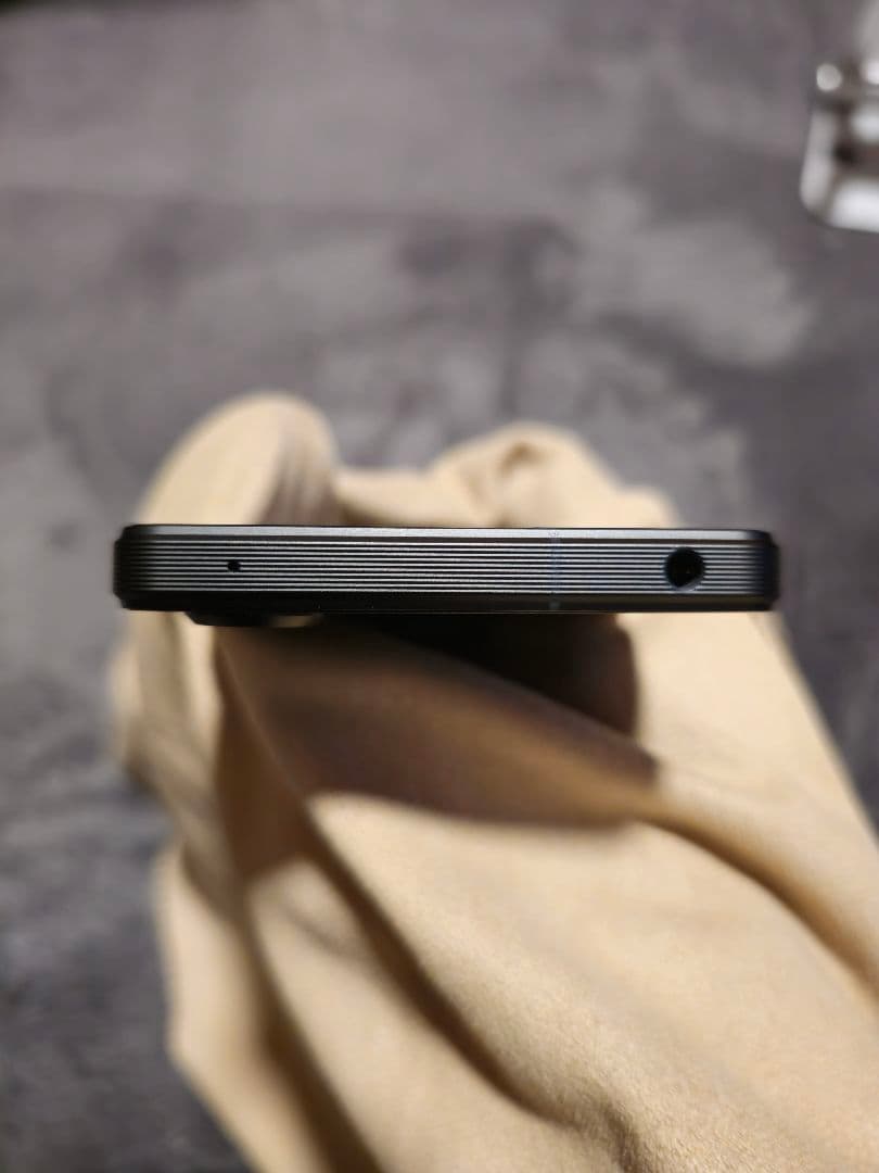 k.y【美品】Xperia 1 V au版 SOG10 SIMフリー