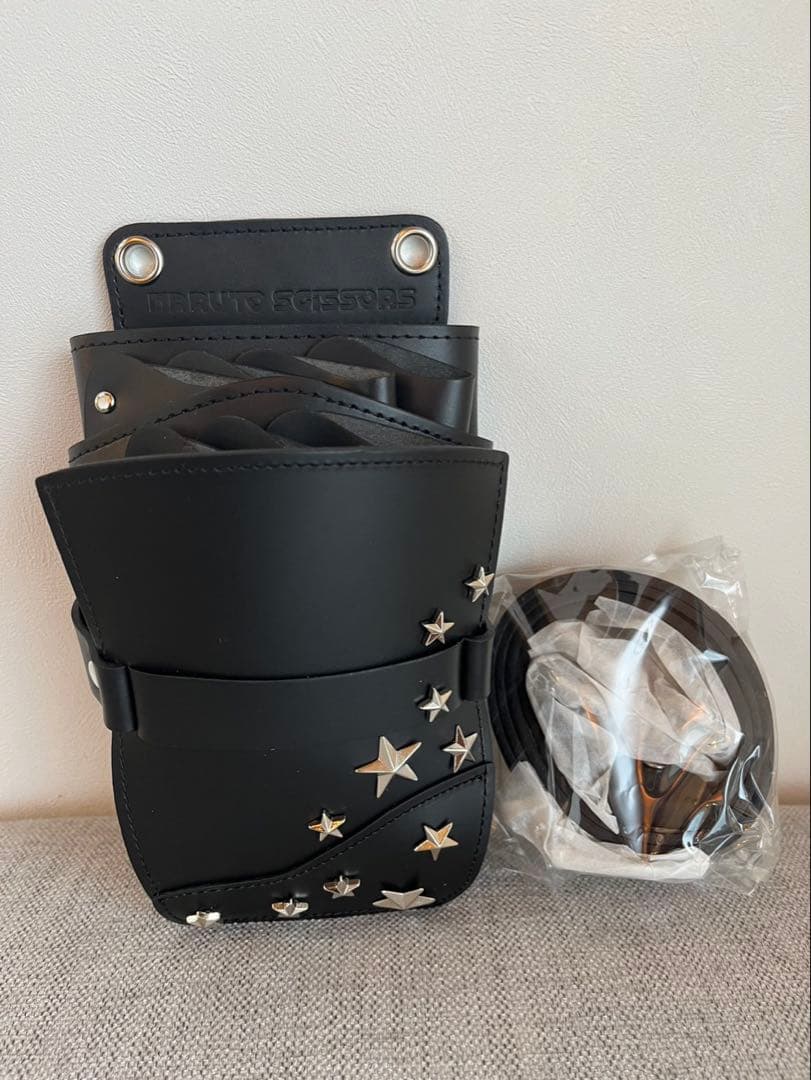 ナルトシザーケース　新品未使用　本革使用 新シザーズケース「7丁入りシザーズケース スター黒」発売 | 新商品