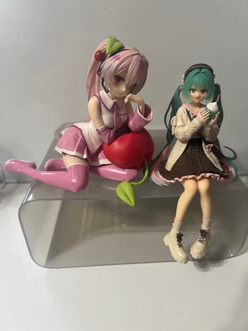 初音ミク 桜ミク フィギュア 2体まとめ売り - メルカリ