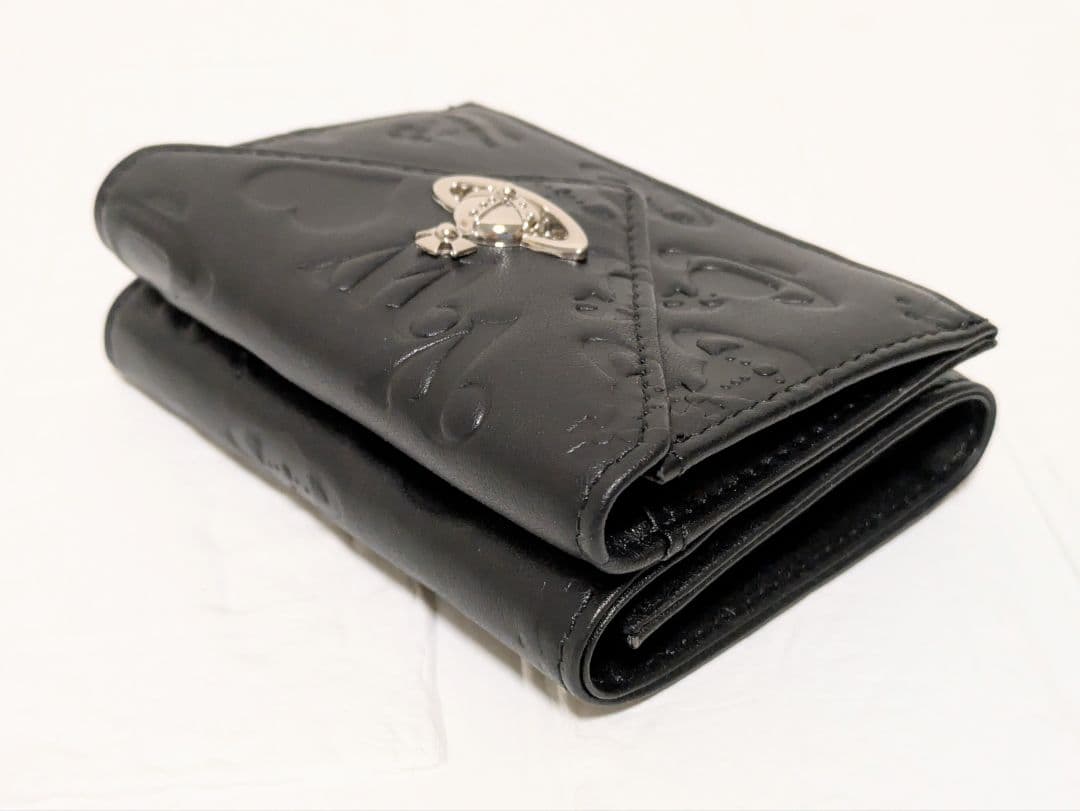 新品未使用】Vivienne Westwood 三つ折り財布 165VW765 - メルカリ