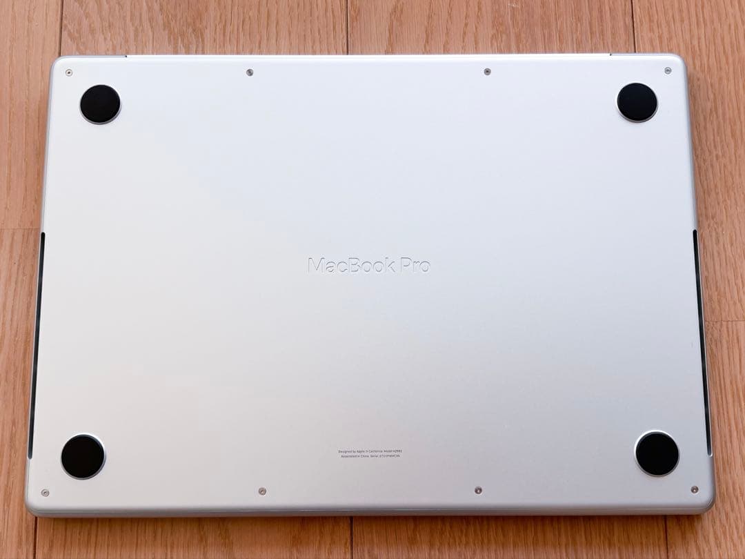 【超美品】14インチ MacBookProM3Proシルバー18GB 512GB