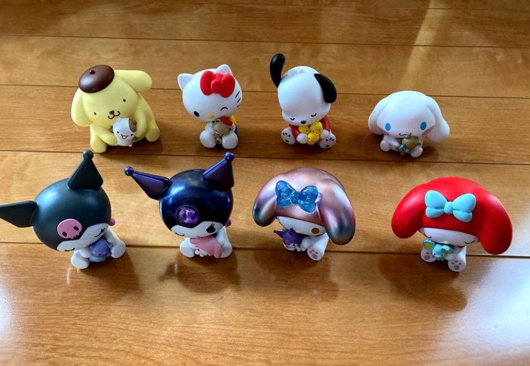 サンリオ肩ズンHug.全8種8個セット - メルカリ