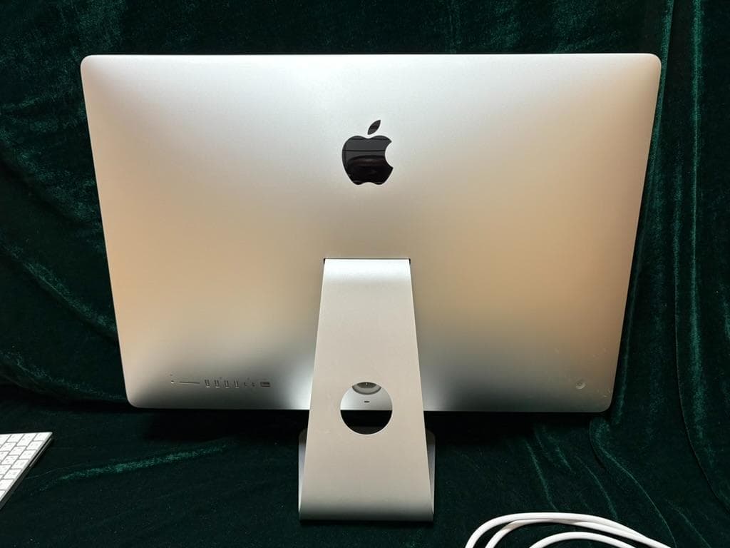 【佐藤】iMac 5K 27インチ(2017) 60GB 256GBSSD