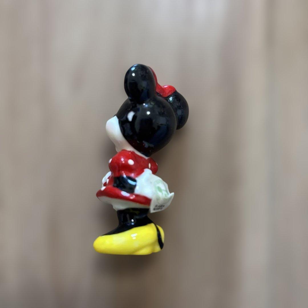 ミッキー ミニー 陶器フィギュア 4体セット - メルカリ