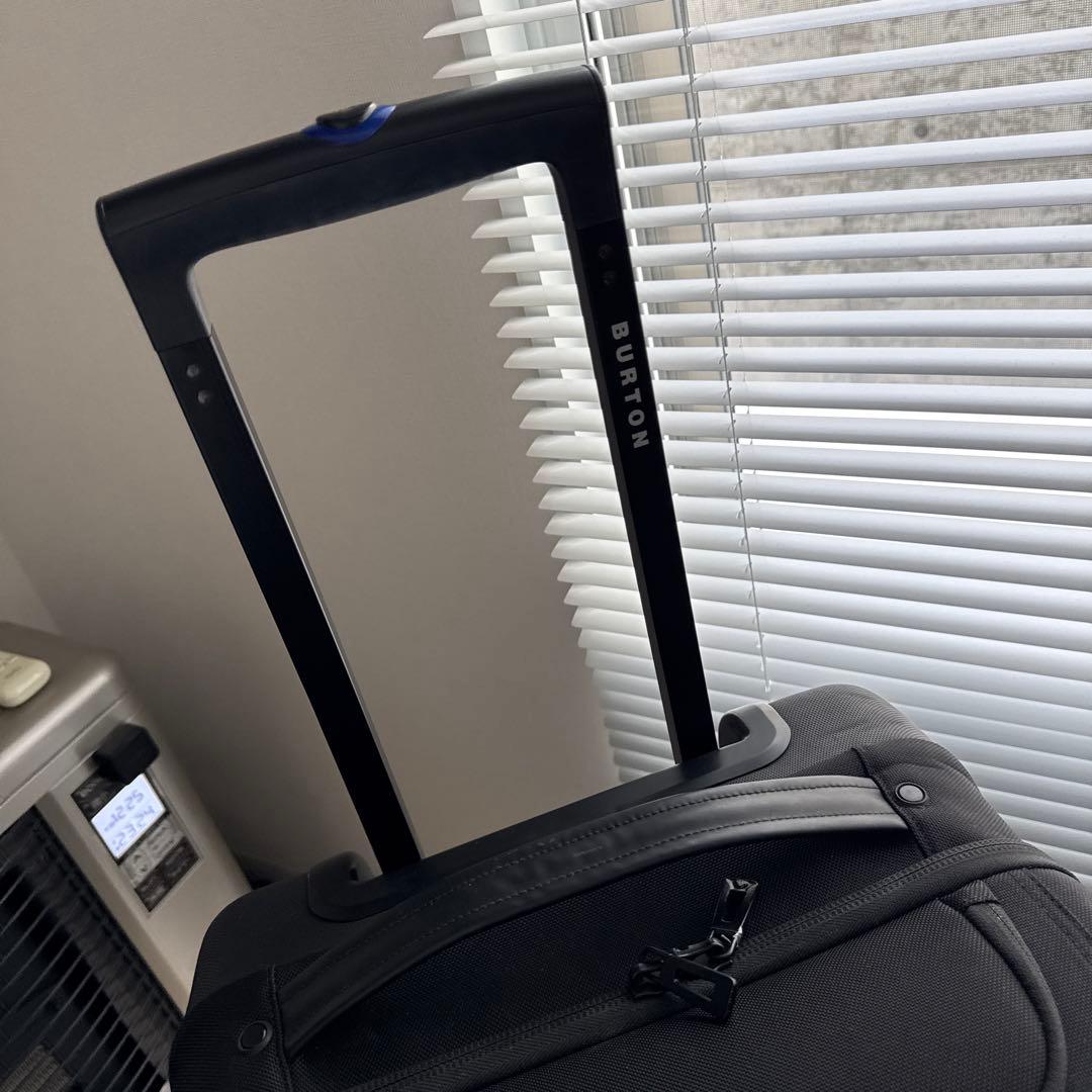 Burton 4ウィール ダブル デック 86L トラベルバッグ 黒 - メルカリ