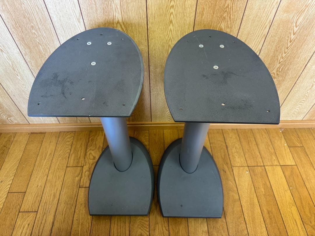 B＆W　スピーカースタンド　ペア