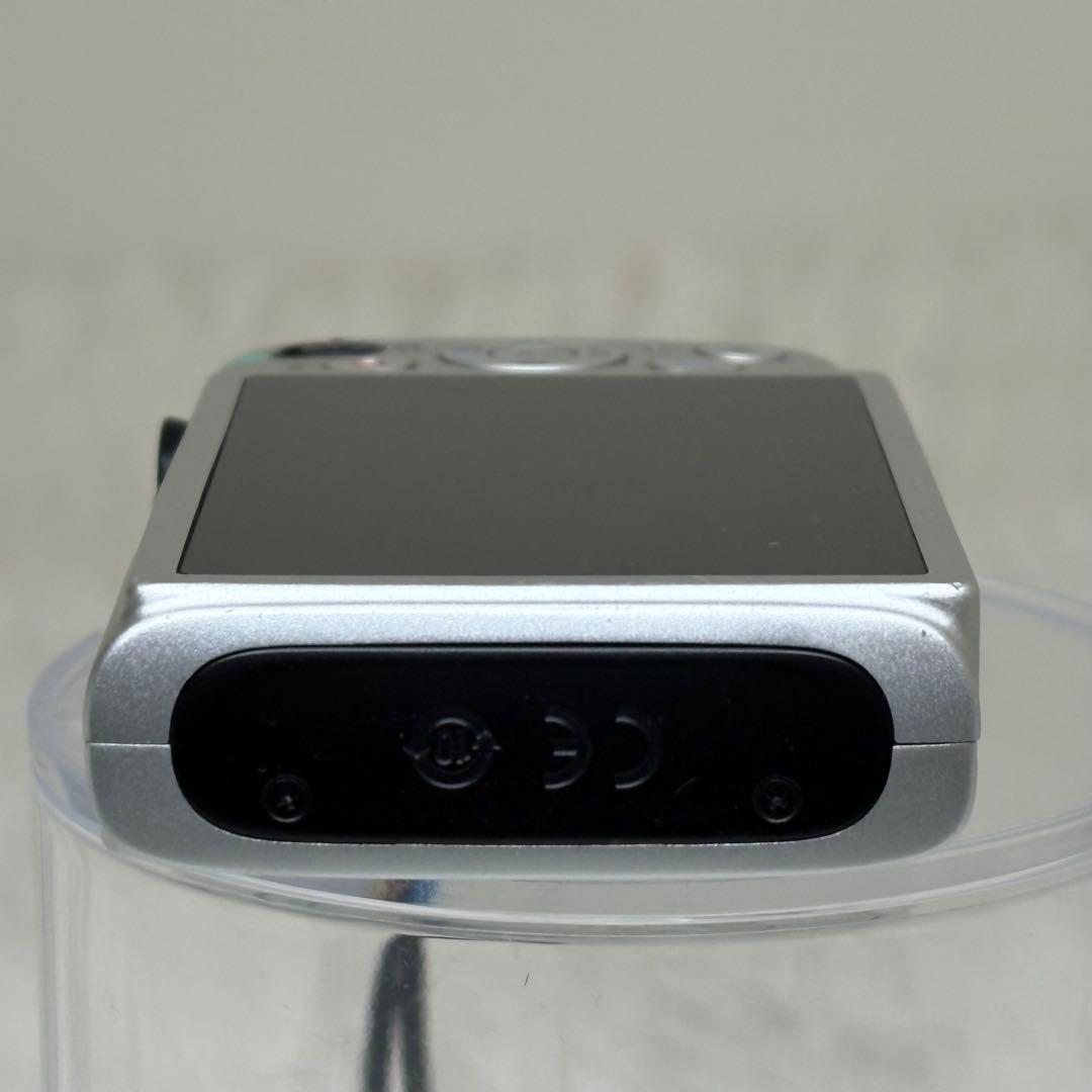 Canon カメラ　IXY 610F PC1897 充電器 コンデジ　動作品