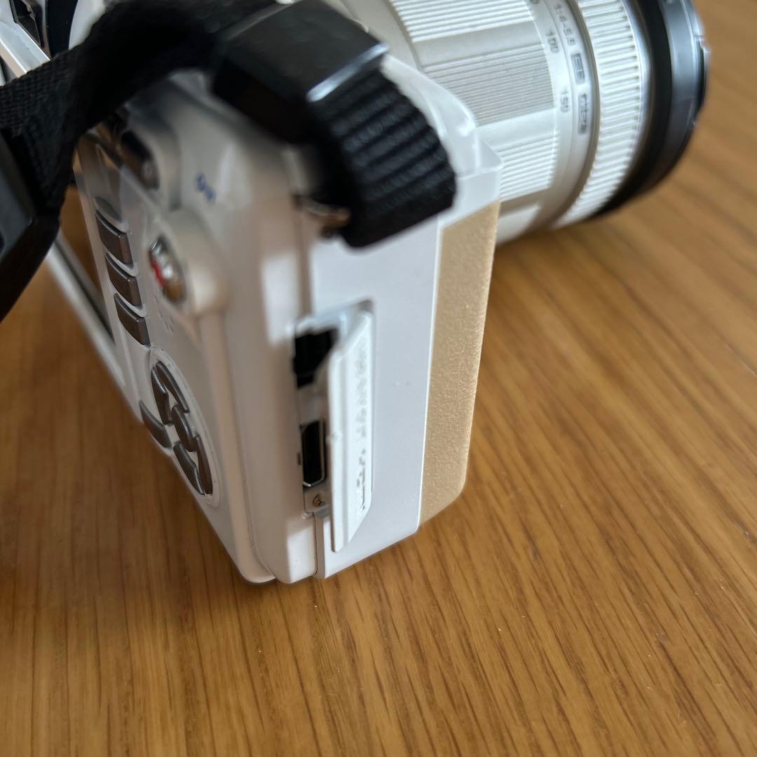 【marikko24】OLYMPUS PEN E-PL1s ホワイト