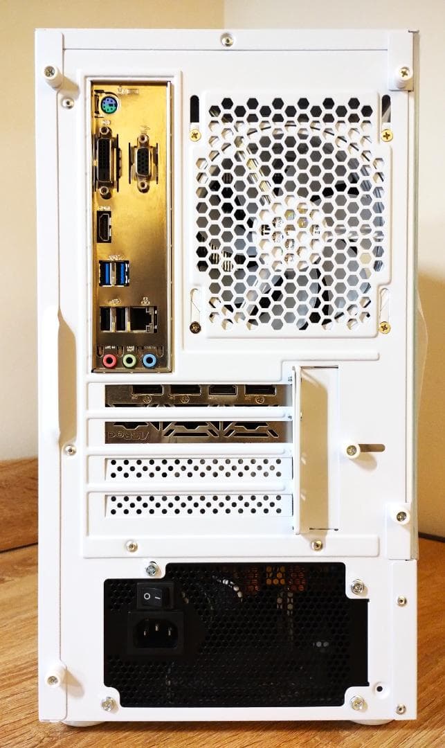 ゲーミングPC/Core i7 8700/RX6600/メモリ16GB - メルカリ