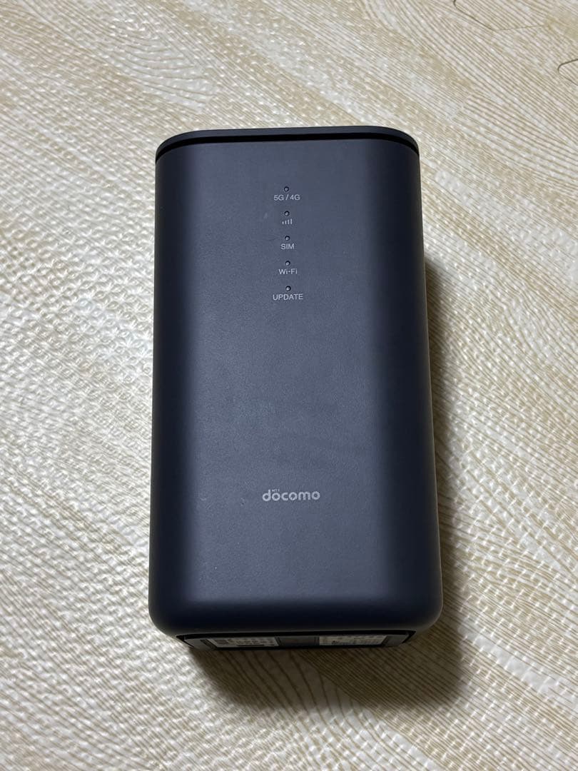 docomo  5G HR02 ルーター