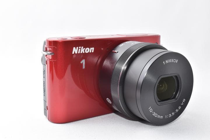 Nikon 1 J1 レッド 10-30mmレンズキット