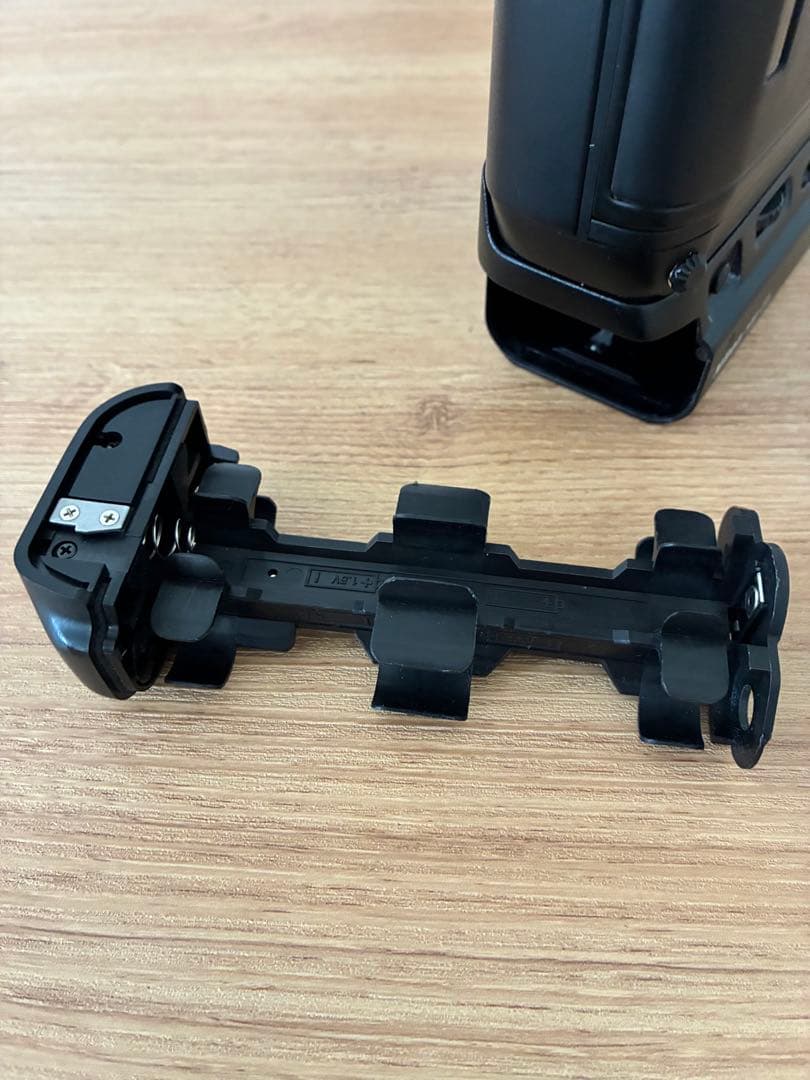 コレクション用　 Nikon F4E 新品同様品　 S/N 2611029