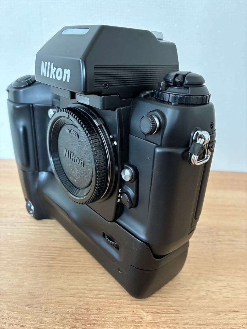 コレクション用　 Nikon F4E 新品同様品　 S/N 2611029