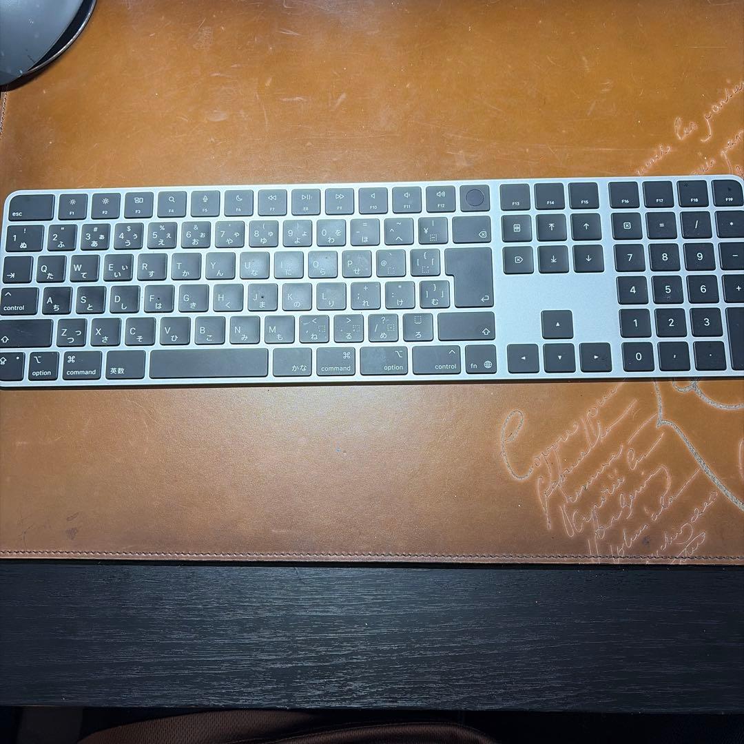 ワイヤレスBluetoothキーボード JIS配列 シルバー キーボード B6 Pro 日本語かななし シルバー B6P-K14Z-JIS [有線