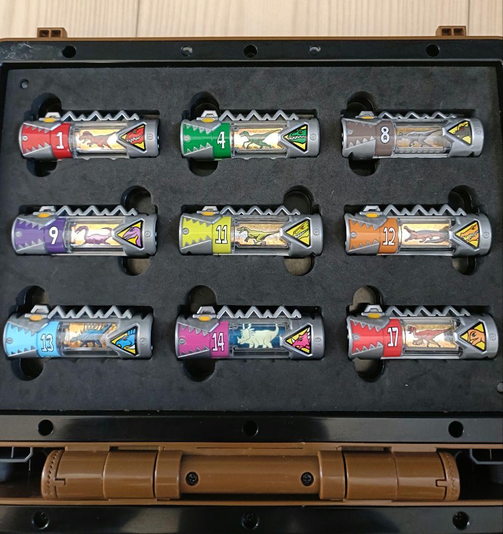 M*R様 DX 獣電ブレイブボックス キョウリュウジャー 獣電池ケース 獣