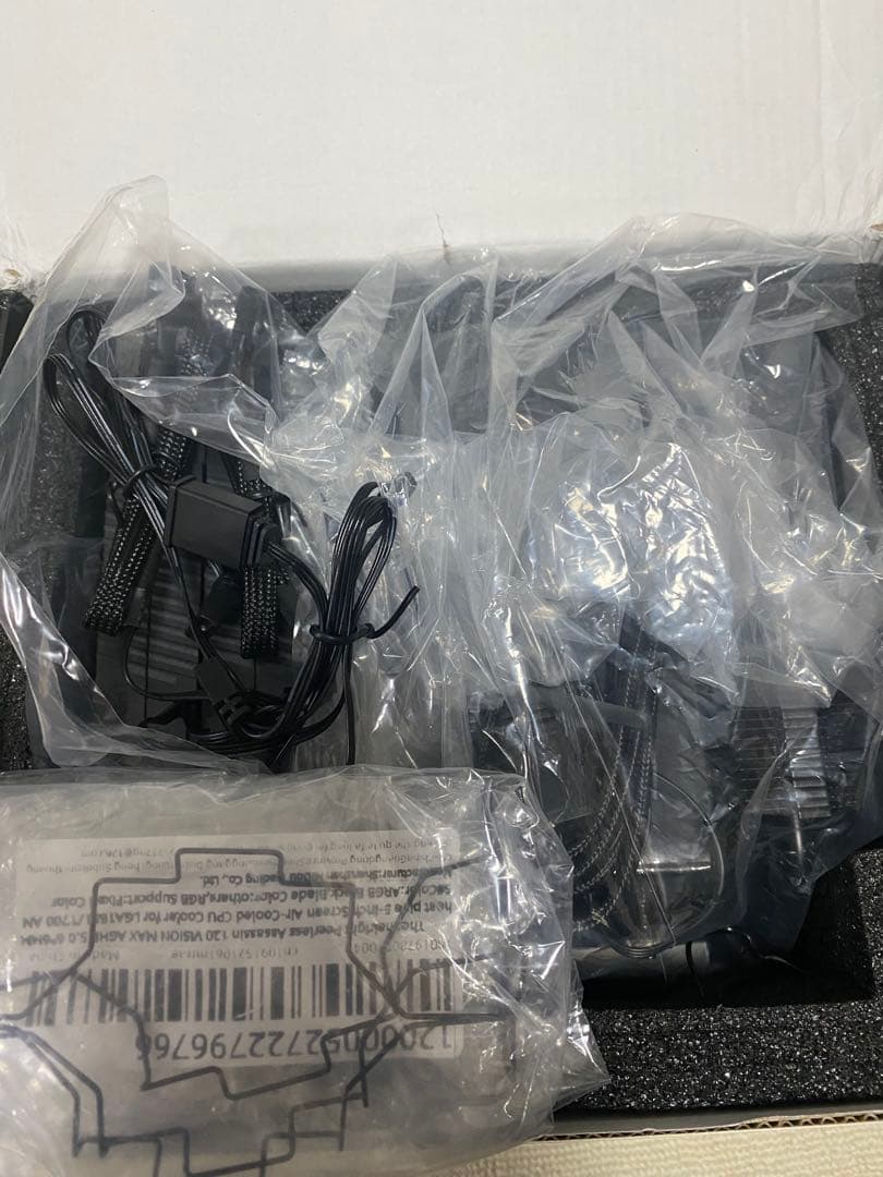 Thermalright Peerless Assassin 120 液晶付き