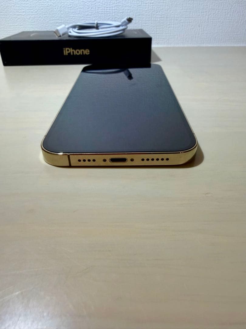 美品iPhone 12 Promax 256GBゴールド SIMフリー おまけ付