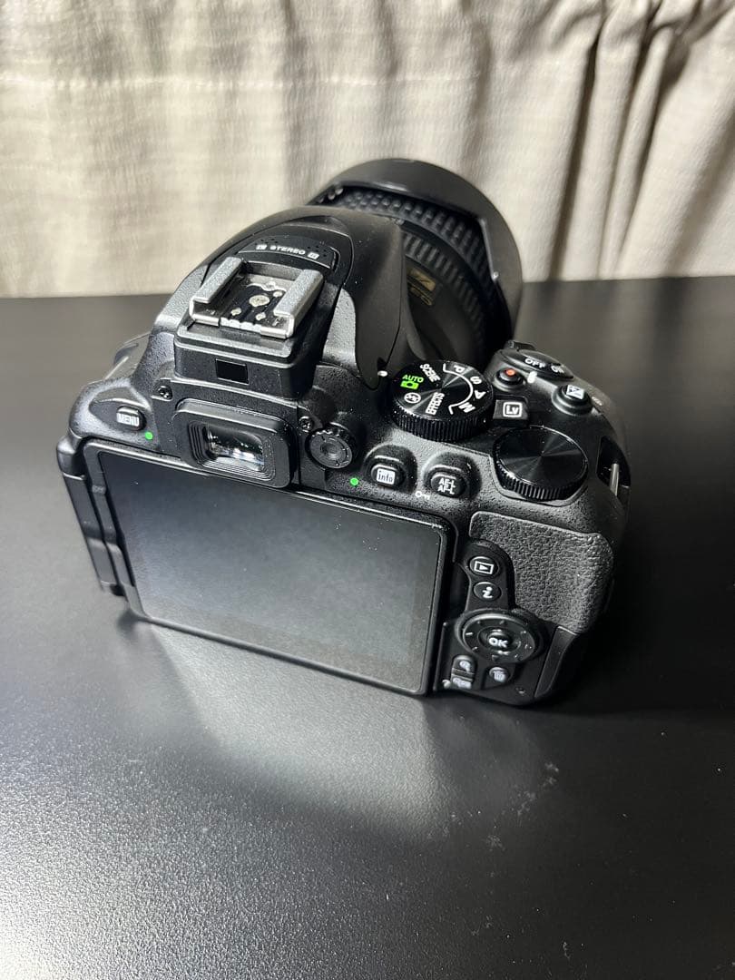 ♫ 美品 大口径レンズ付Nikon D5600 デジタル一眼レフ