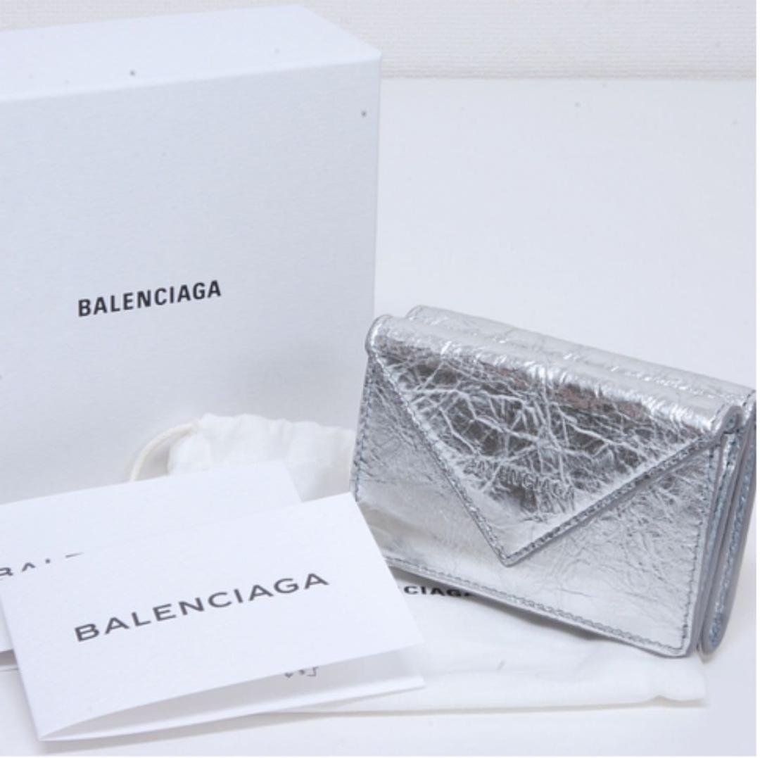 ♡バレンシアガ♡ 大人気 三つ折り財布 シルバー - メルカリ