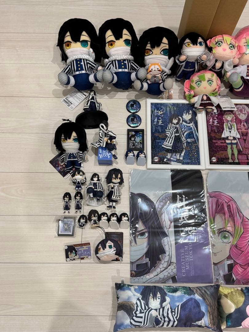 鬼滅の刃 甘露寺蜜璃 伊黒小芭内グッズ 57点 カップリングまとめ売り