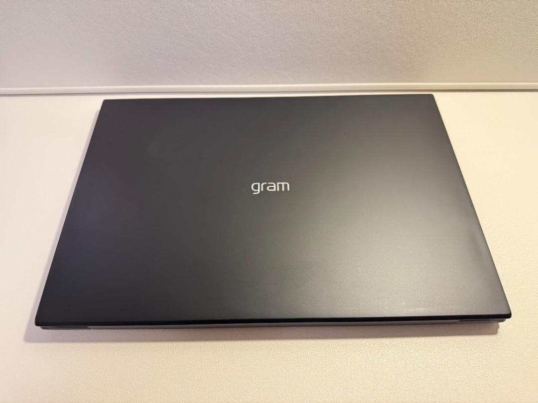 美品【超軽量×17インチ】ノートパソコンLG gram 17Z90S-MA78J