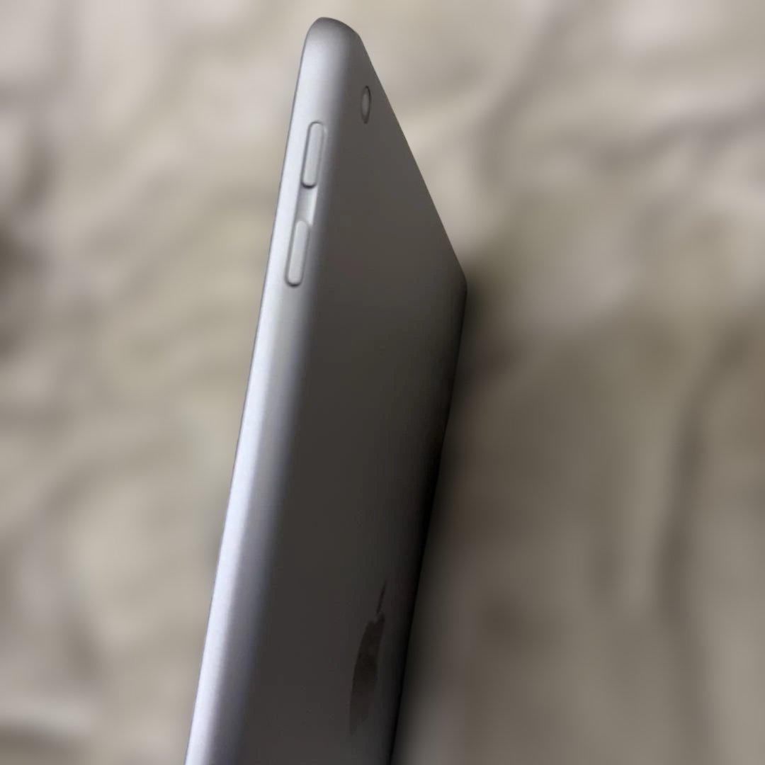 iPad 第6世代 128GB スペースグレイ