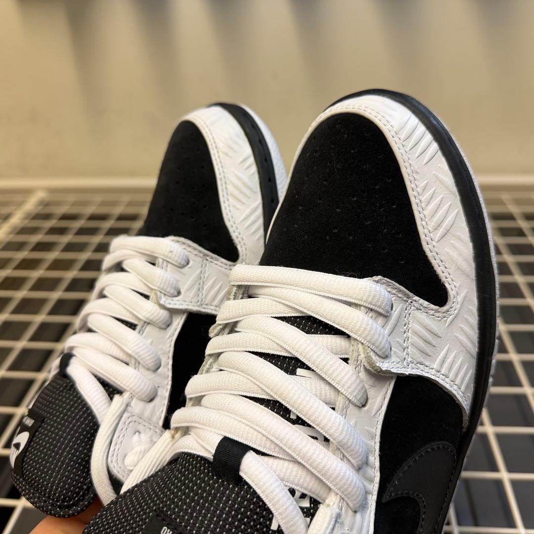 NIKE SB タイトブース　27.0cm